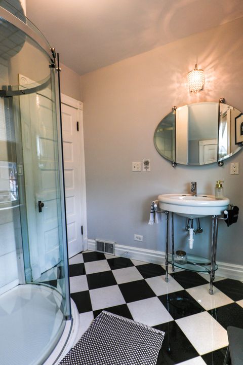 Tiny photo for 812 Augusta Street, Oak Park, IL 60302 (MLS # 12595791)