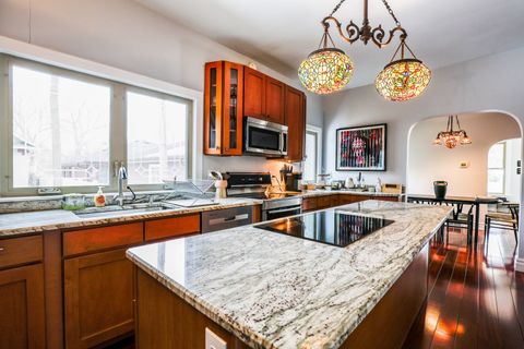 Tiny photo for 812 Augusta Street, Oak Park, IL 60302 (MLS # 12595791)