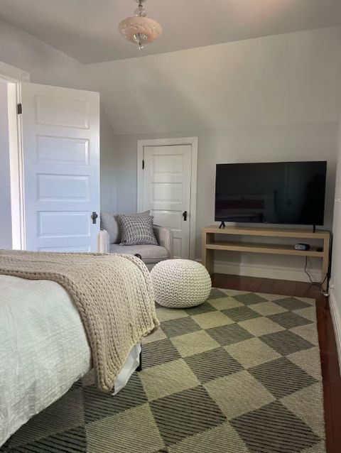 Tiny photo for 812 Augusta Street, Oak Park, IL 60302 (MLS # 12595791)