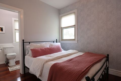 Tiny photo for 812 Augusta Street, Oak Park, IL 60302 (MLS # 12595791)