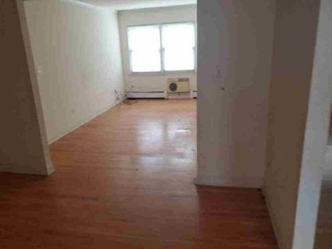 Tiny photo for 7123 N Damen Avenue #5E, Chicago, IL 60645 (MLS # 12686100)