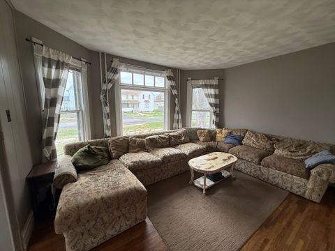 Tiny photo for 300 Holcomb Avenue, Milledgeville, IL 61051 (MLS # 12610375)