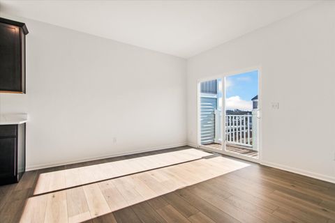 Tiny photo for 343 Kingsport Drive, South Elgin, IL 60177 (MLS # 12532269)