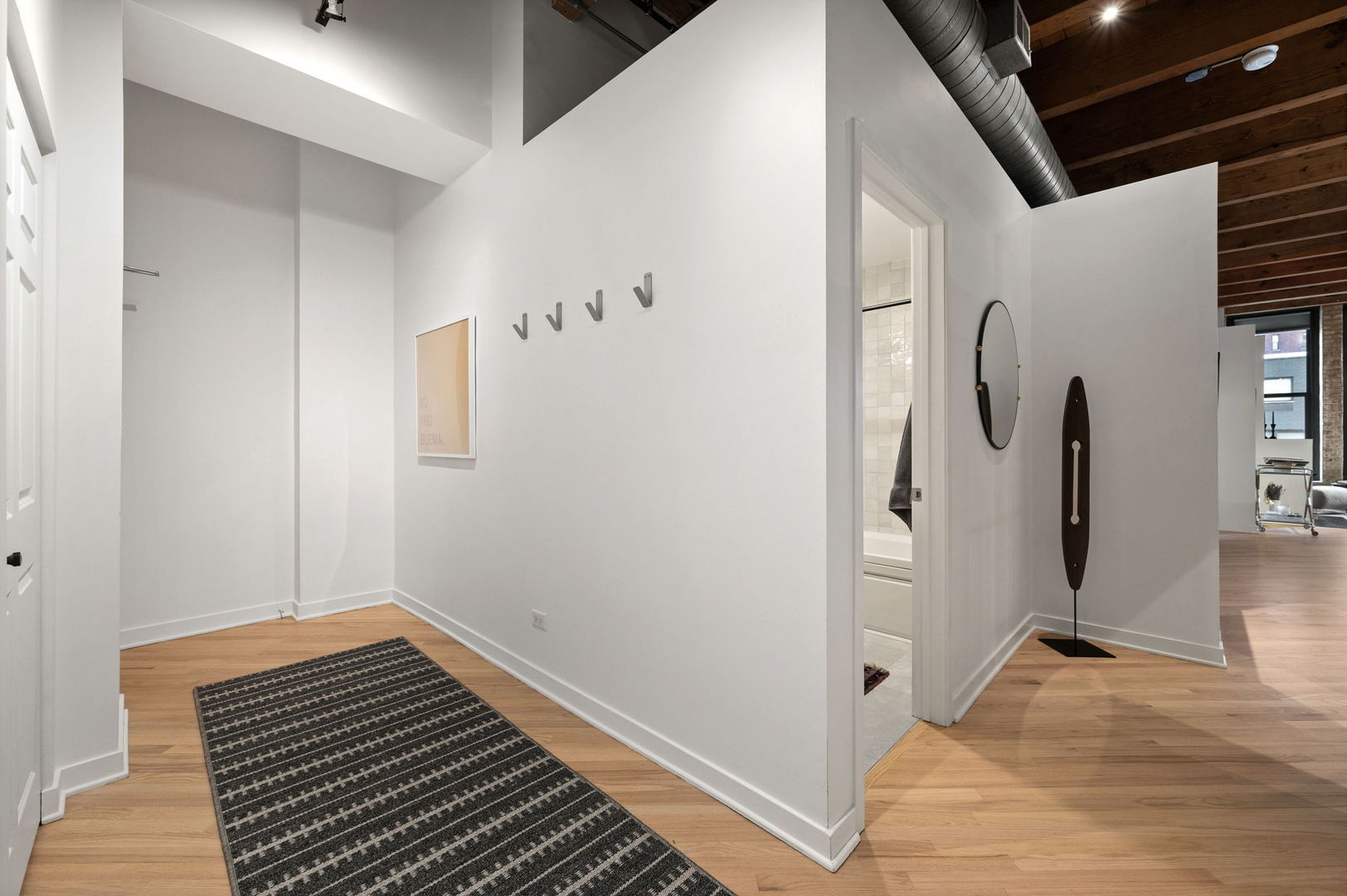 300 W Grand Avenue 209