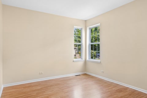 Tiny photo for 135 Tanglewood Drive, Glen Ellyn, IL 60137 (MLS # 12748877)