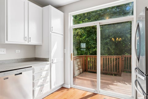 Tiny photo for 135 Tanglewood Drive, Glen Ellyn, IL 60137 (MLS # 12748877)