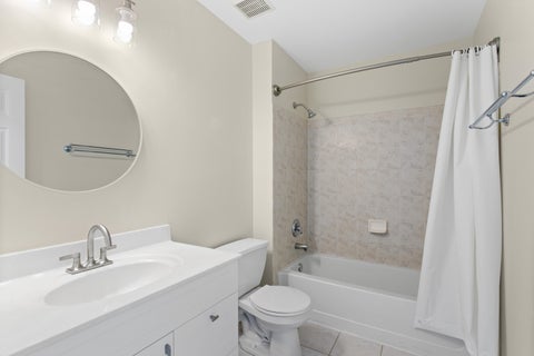 Tiny photo for 135 Tanglewood Drive, Glen Ellyn, IL 60137 (MLS # 12748877)