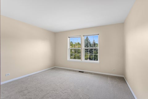 Tiny photo for 135 Tanglewood Drive, Glen Ellyn, IL 60137 (MLS # 12748877)