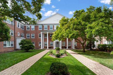 Photo of 1408 Hinman Avenue #2, Evanston, IL 60201 (MLS # 12494103) Photo of 1408 Hinman Avenue #2, Evanston, IL 60201 (MLS # 12494103)