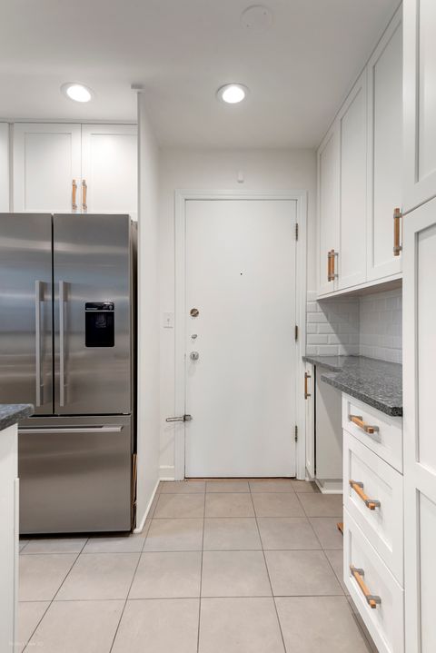 Tiny photo for 1408 Hinman Avenue #2, Evanston, IL 60201 (MLS # 12494103)