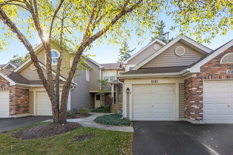 Photo of 1081 Lakewood Circle, Carol Stream, IL 60188 (MLS # 12789771)