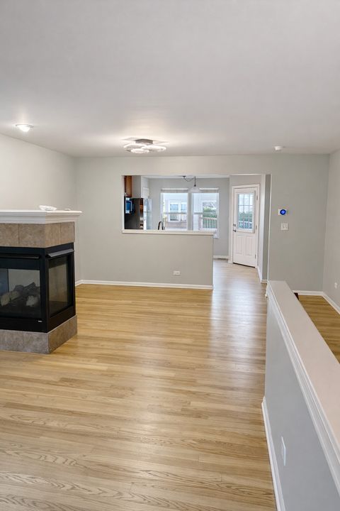 Tiny photo for 2303 Neubauer Circle, Lindenhurst, IL 60046 (MLS # 12585067)