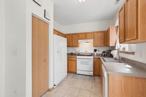 Tiny photo for 1766 Fieldstone Drive N, Shorewood, IL 60404 (MLS # 12654907)
