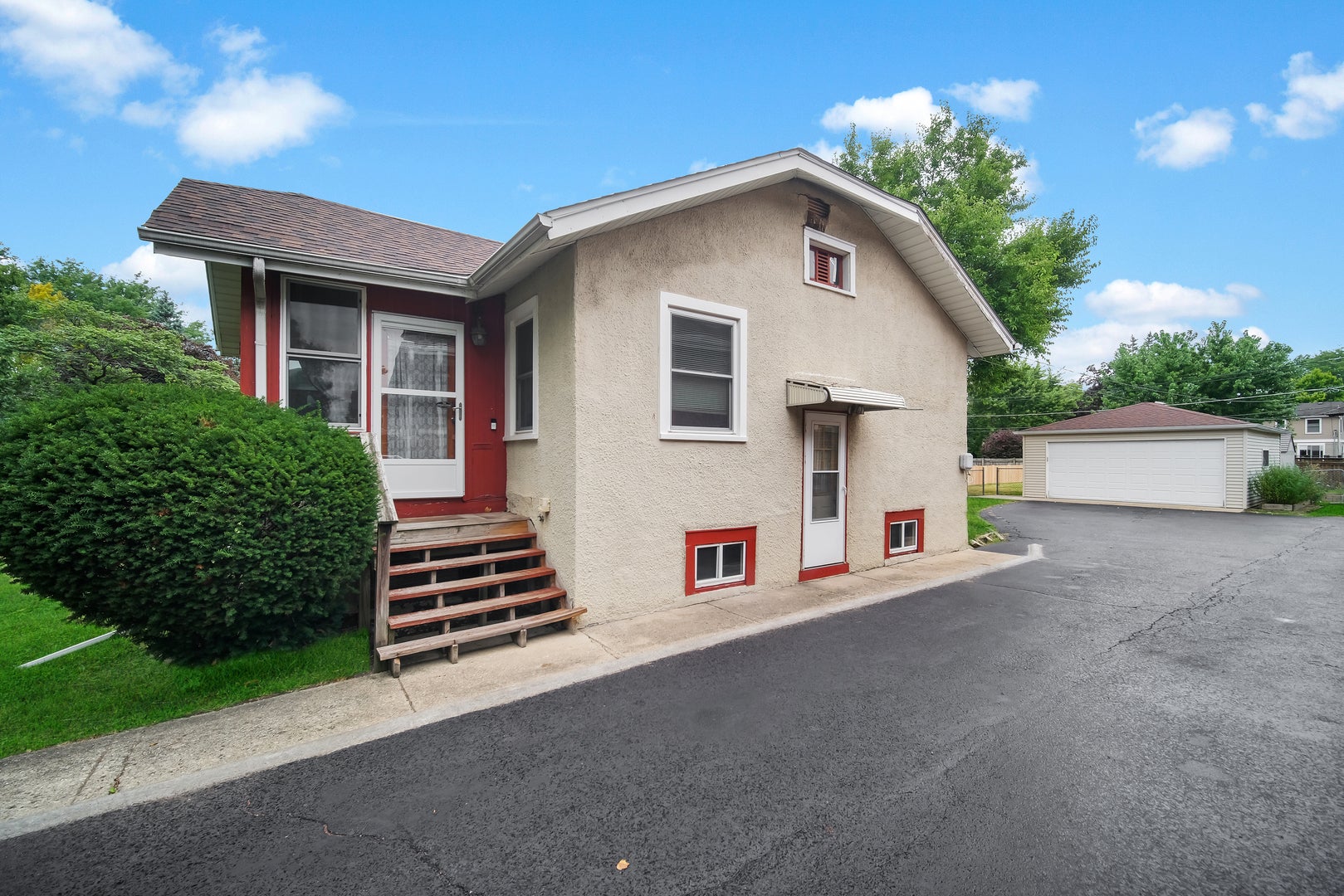 103 N Harvard Avenue