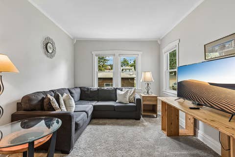 Tiny photo for 1134 S Scoville Avenue, Oak Park, IL 60304 (MLS # 12431676)