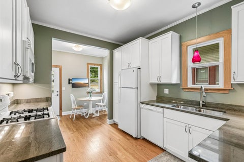 Tiny photo for 1134 S Scoville Avenue, Oak Park, IL 60304 (MLS # 12431676)