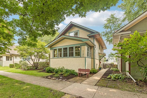 Photo of 1134 S Scoville Avenue, Oak Park, IL 60304 (MLS # 12431676)