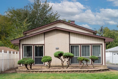 Photo of 16400 Paulina Avenue, Markham, IL 60428 (MLS # 12789292)