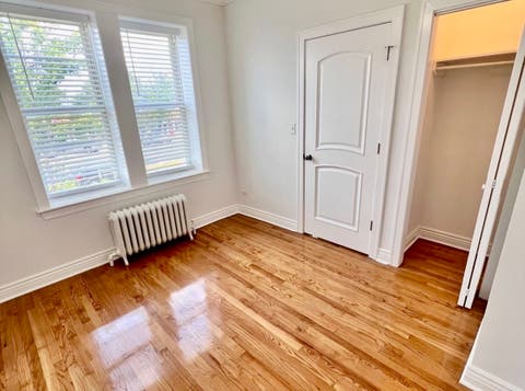 Tiny photo for 6619 CERMAK Road #2F, Berwyn, IL 60402 (MLS # 12731196)