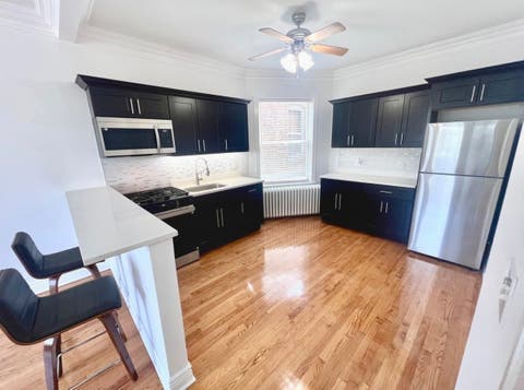 Tiny photo for 6619 CERMAK Road #2F, Berwyn, IL 60402 (MLS # 12731196)