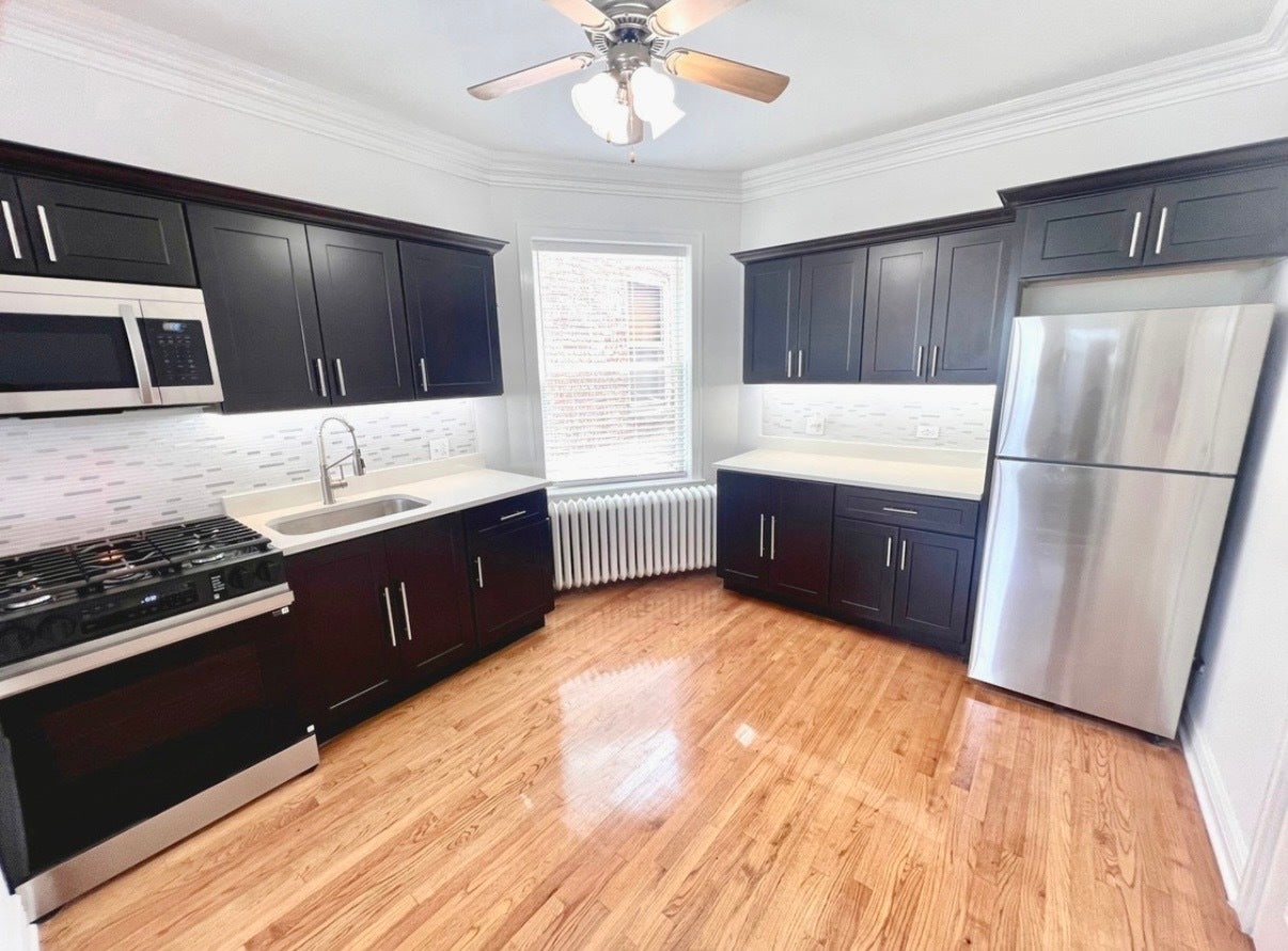 6619 CERMAK Road 2F