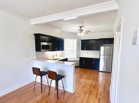 Tiny photo for 6619 CERMAK Road #2F, Berwyn, IL 60402 (MLS # 12731196)