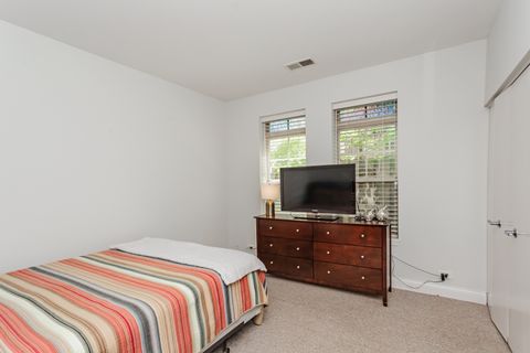 Tiny photo for 3817 S Ellis Avenue #101, Chicago, IL 60653 (MLS # 12338993)
