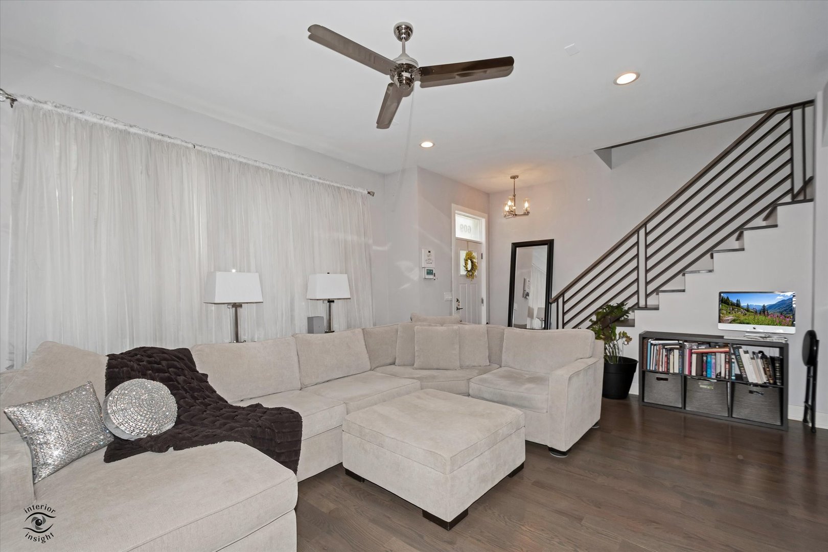 609 E 48th Street