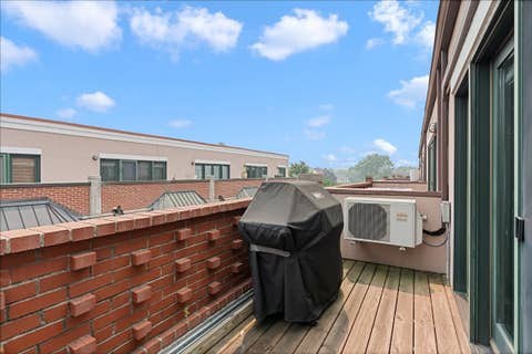 Tiny photo for 2009 N Hoyne Avenue, Chicago, IL 60647 (MLS # 12711165)