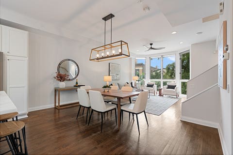 Tiny photo for 2009 N Hoyne Avenue, Chicago, IL 60647 (MLS # 12711165)