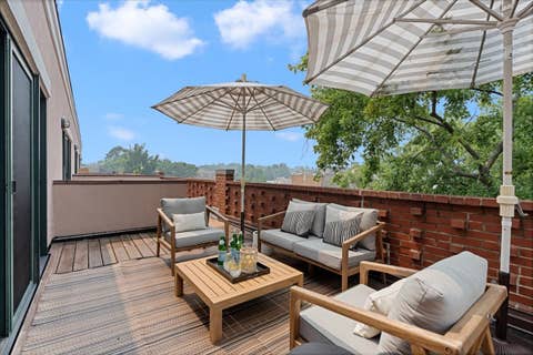 Tiny photo for 2009 N Hoyne Avenue, Chicago, IL 60647 (MLS # 12711165)