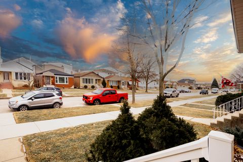 Tiny photo for 5734 S Melvina Avenue, Chicago, IL 60638 (MLS # 12577851)