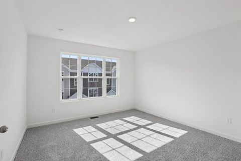 Tiny photo for 909 Briar Glen Court, Hampshire, IL 60140 (MLS # 12508424)