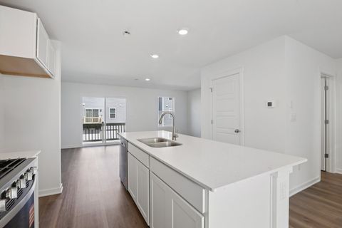 Tiny photo for 909 Briar Glen Court, Hampshire, IL 60140 (MLS # 12508424)