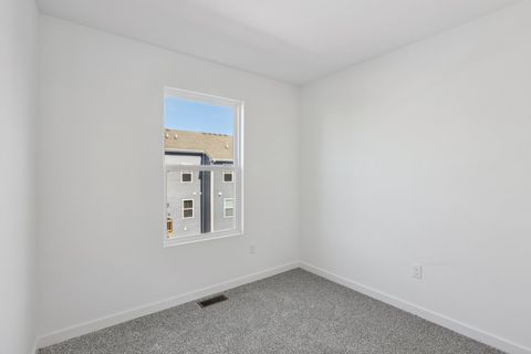 Tiny photo for 909 Briar Glen Court, Hampshire, IL 60140 (MLS # 12508424)