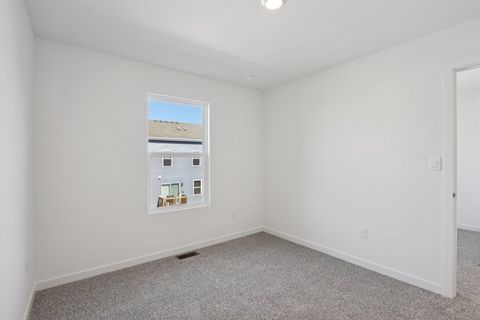 Tiny photo for 909 Briar Glen Court, Hampshire, IL 60140 (MLS # 12508424)