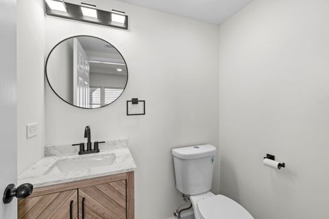 Tiny photo for 19 E 56th Street, Westmont, IL 60559 (MLS # 12494648)