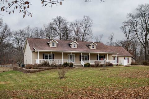 Tiny photo for 11052 Prestwick Drive, Benton, IL 62812 (MLS # 12539227)