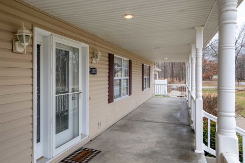 Tiny photo for 11052 Prestwick Drive, Benton, IL 62812 (MLS # 12539227)