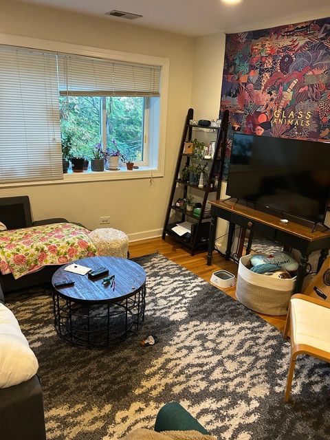 Tiny photo for 5953 N KENMORE Street #305, Chicago, IL 60660 (MLS # 12508785)