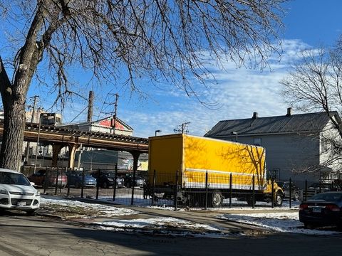 2147 N Bingham Street Chicago IL 60647