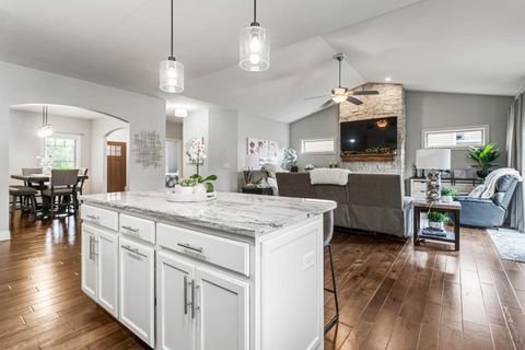 Tiny photo for 1604 Kassen Avenue, Mahomet, IL 61853 (MLS # 12629255)