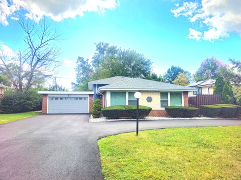 Photo of 6839 W 127th Street, Palos Heights, IL 60463 (MLS # 12490693)