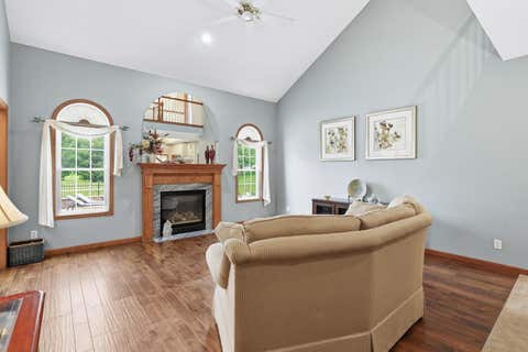 Tiny photo for 6503 Woodland Court, Davenport, IA 52807 (MLS # 12712472)