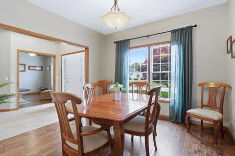 Tiny photo for 6503 Woodland Court, Davenport, IA 52807 (MLS # 12712472)