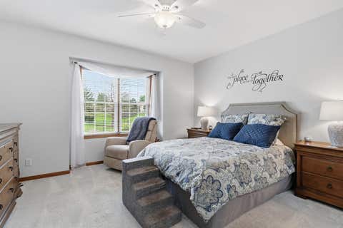 Tiny photo for 6503 Woodland Court, Davenport, IA 52807 (MLS # 12712472)
