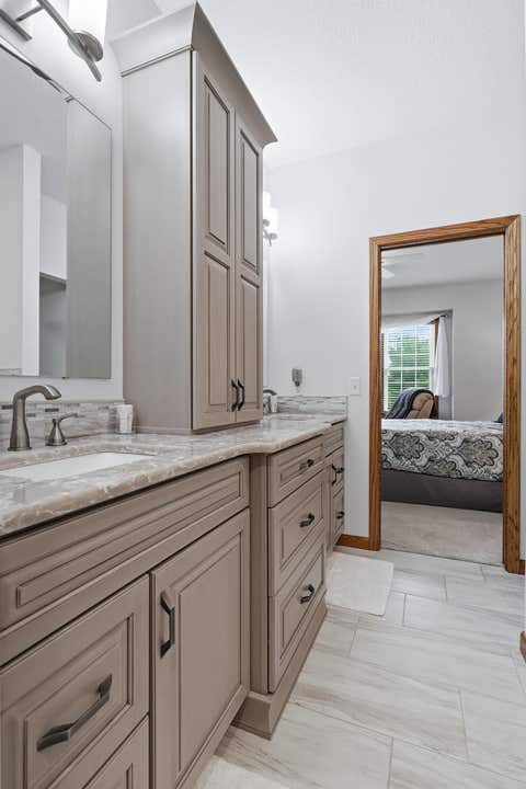 Tiny photo for 6503 Woodland Court, Davenport, IA 52807 (MLS # 12712472)