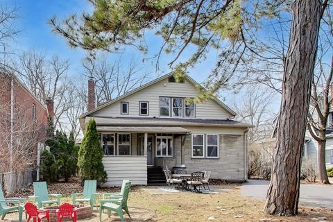 Tiny photo for Riverside, IL 60546 (MLS # 12600248)