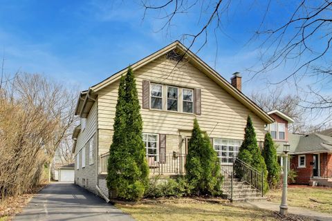 Photo of Riverside, IL 60546 (MLS # 12600248)