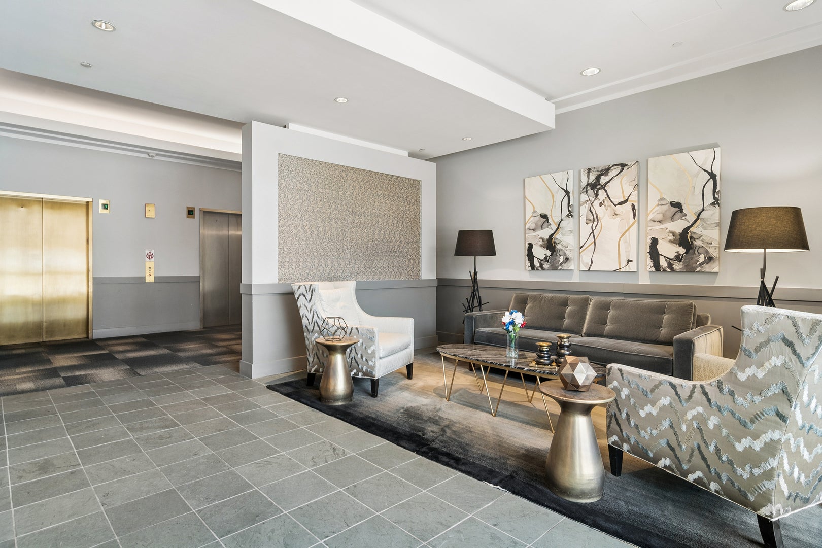 77 S EVERGREEN Avenue 401